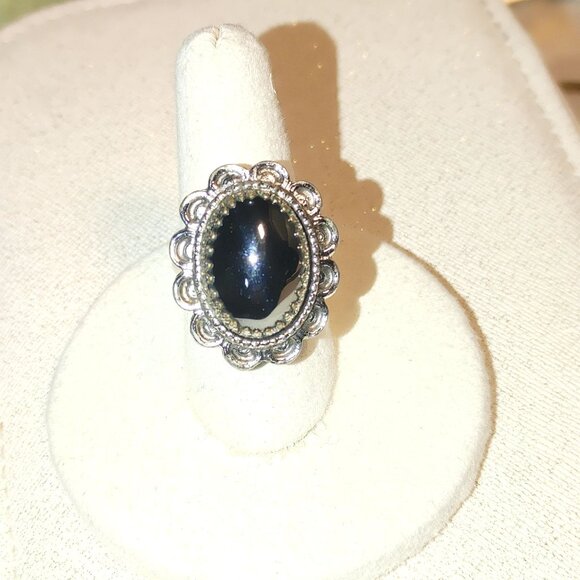 Whiting Davis Vintage Signed Silvertone Ring Size 8 Hematite Stone Oval Design - Picture 6 of 10